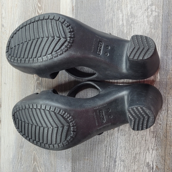 Crocs Women's 9 Black Cyprus IV heels sandals - Picture 7 of 8